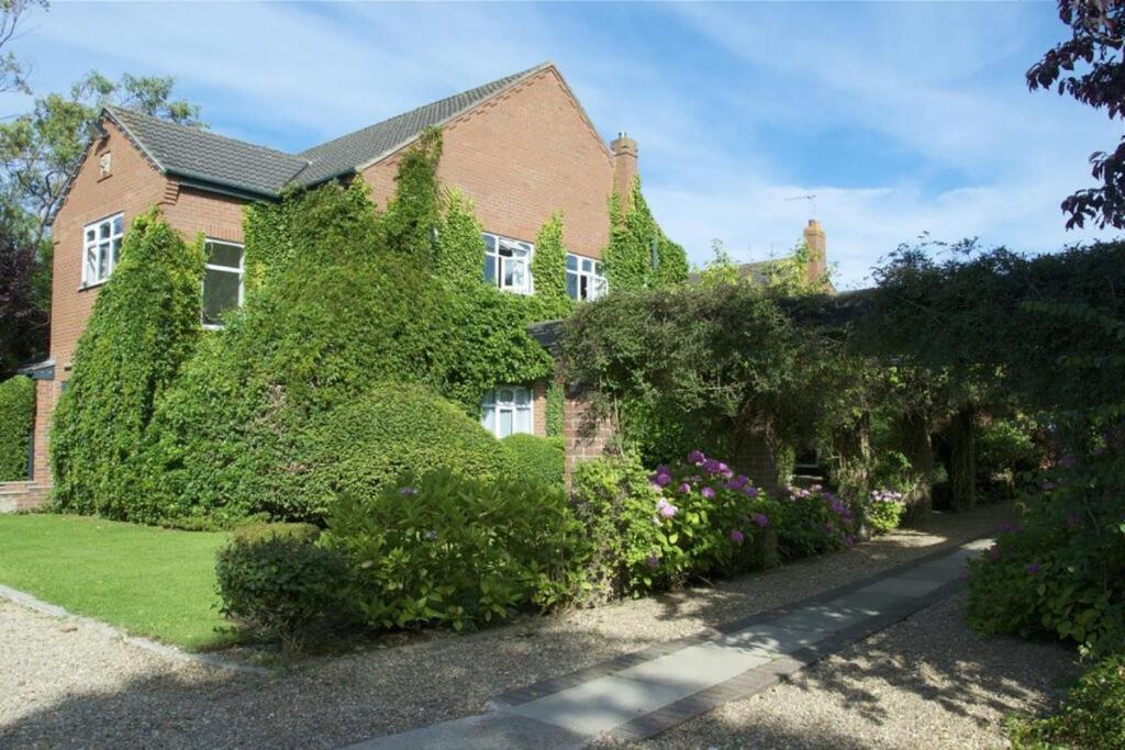 Brackenborough Lakes Resort Louth  Exteriör bild