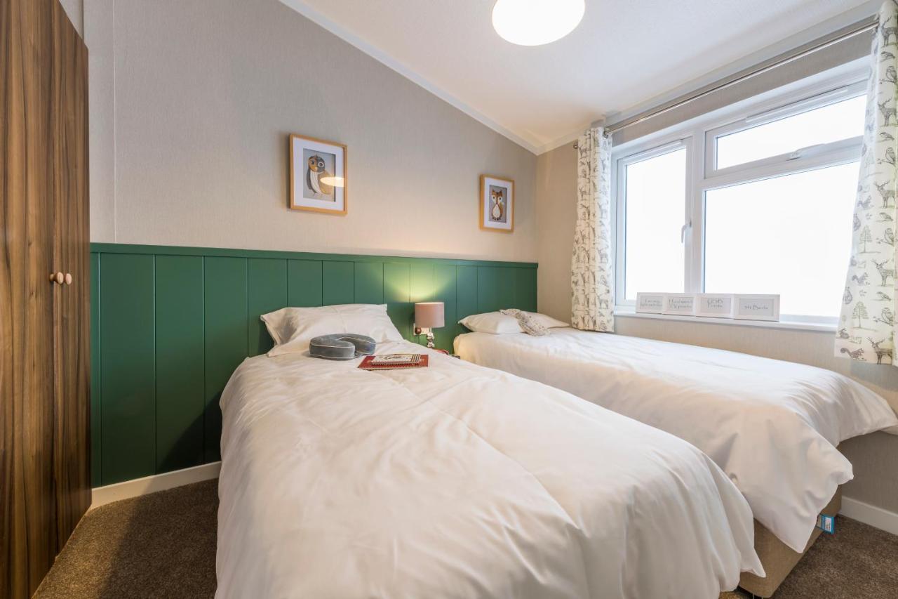 Brackenborough Lakes Resort Louth  Exteriör bild