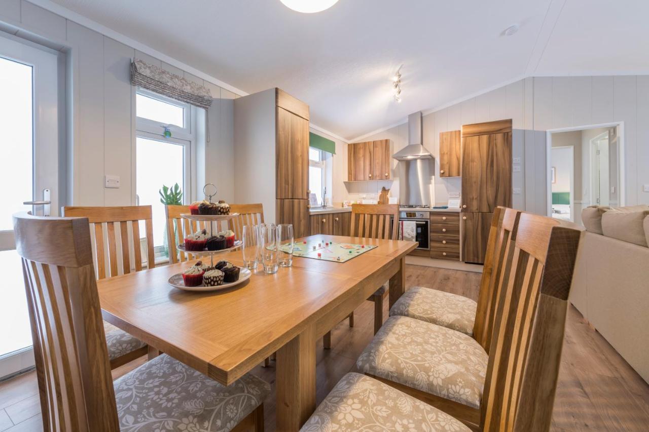 Brackenborough Lakes Resort Louth  Exteriör bild