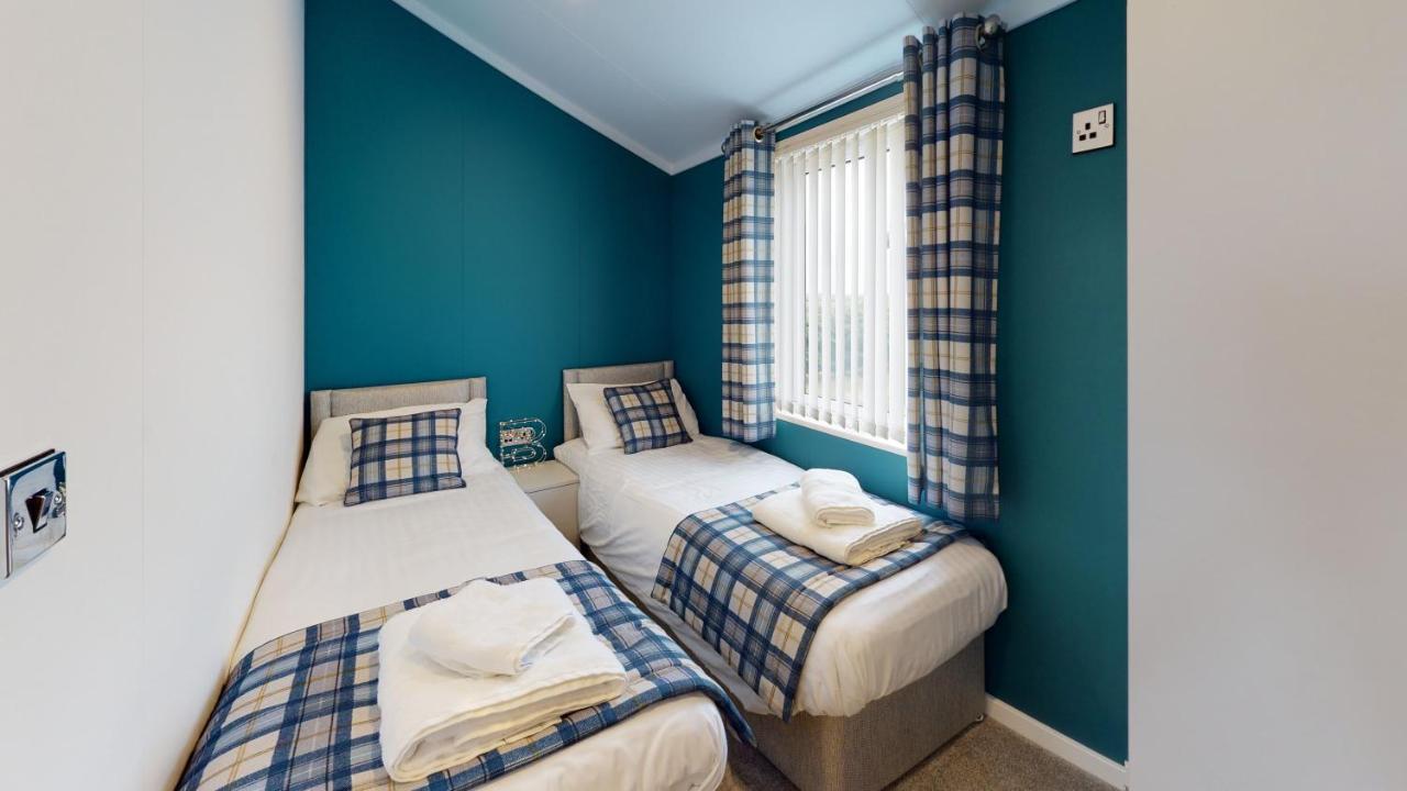Brackenborough Lakes Resort Louth  Exteriör bild