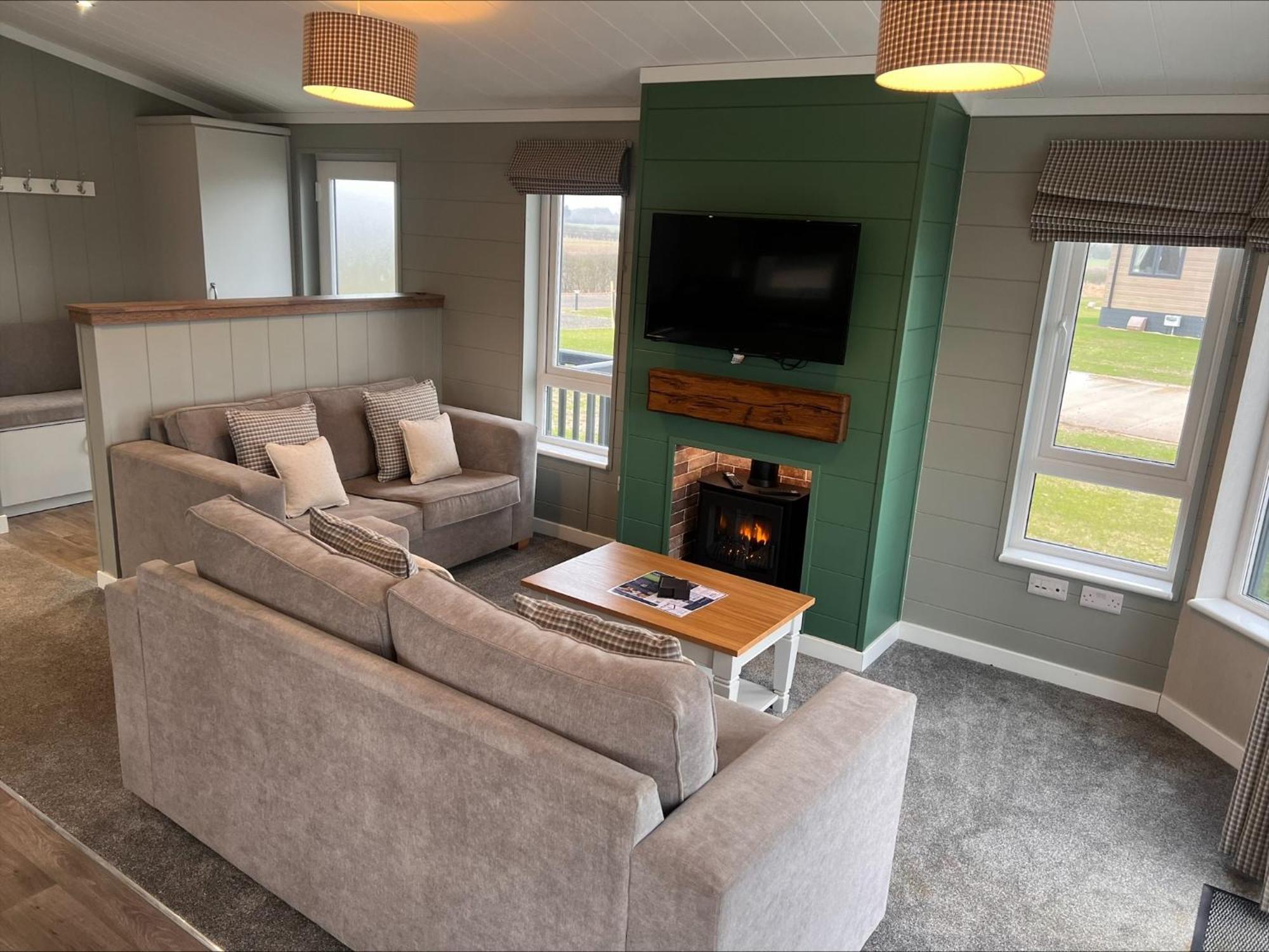 Brackenborough Lakes Resort Louth  Exteriör bild