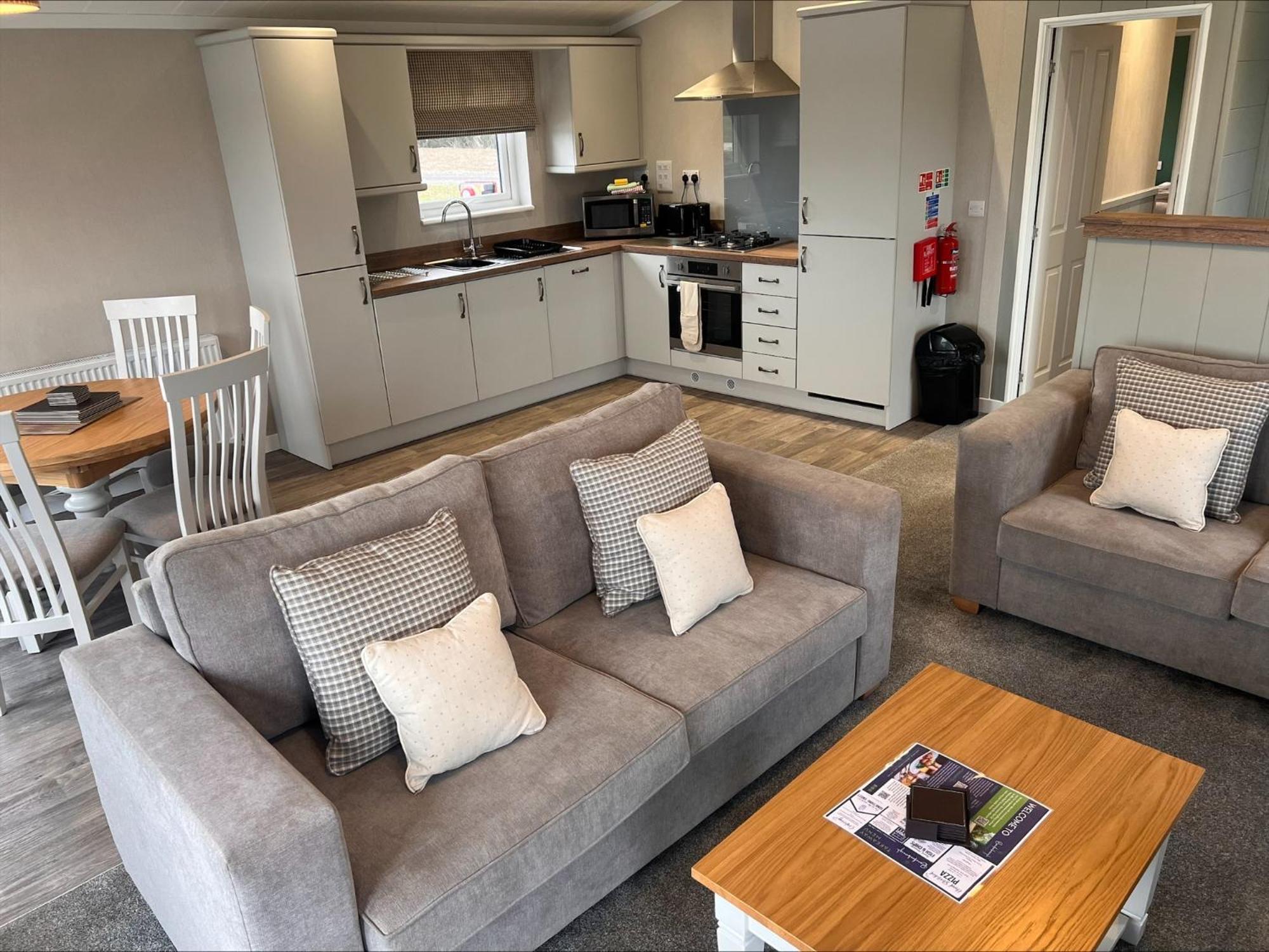 Brackenborough Lakes Resort Louth  Exteriör bild