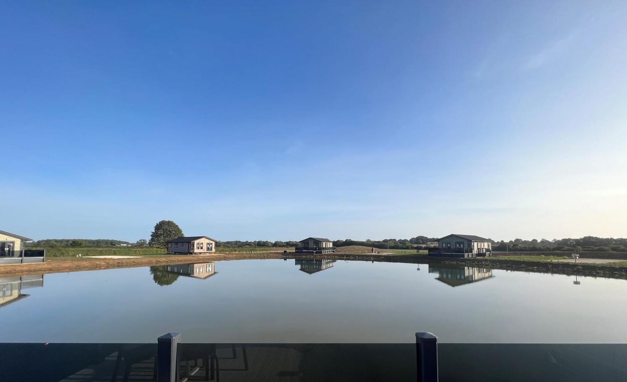 Brackenborough Lakes Resort Louth  Exteriör bild