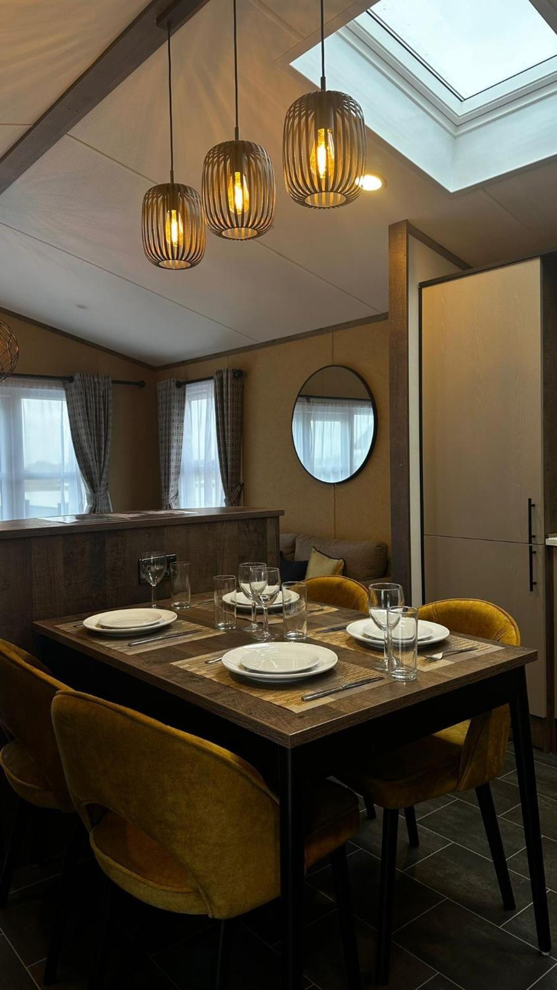 Brackenborough Lakes Resort Louth  Exteriör bild